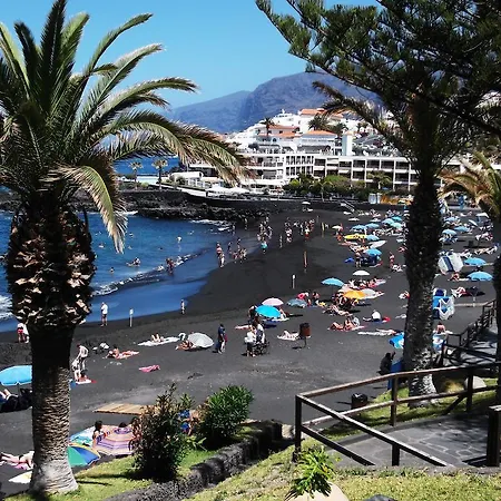 La Avenida Playa La Arena * Puerto de Santiago (Tenerife)