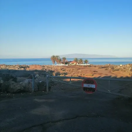 Apartamento La Avenida Playa La Arena Puerto de Santiago (Tenerife)